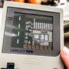 original nintendo gameboy handeld retrokonsole mit einem 2.6 zoll lcd bildschirm und extra hohe helligkeit